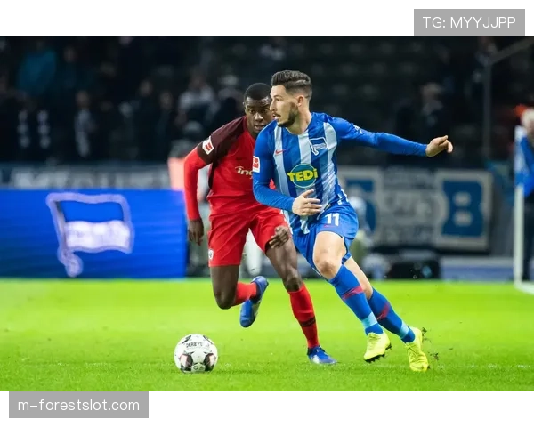 柏林赫塔前高管涉嫌财务违规案件开庭，引发对俱乐部治理关注